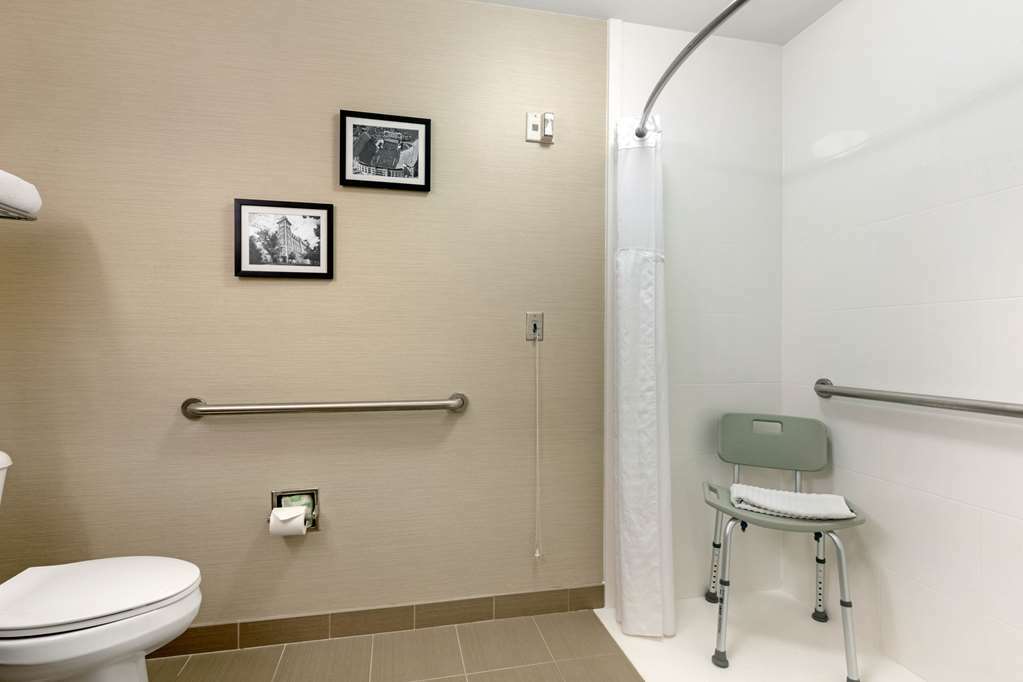 Comfort Inn & Suites Fayetteville-University Area Δωμάτιο φωτογραφία